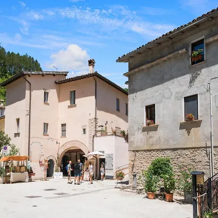 Holiday home Holiday Home In Sellano With Pool & Sun Terrace *