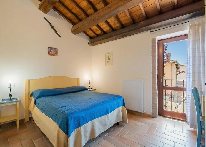 In With Pool & Sun Terrace * Sellano