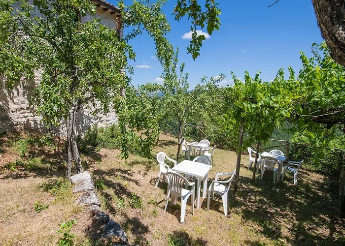 In With Pool & Sun Terrace Nyaraló